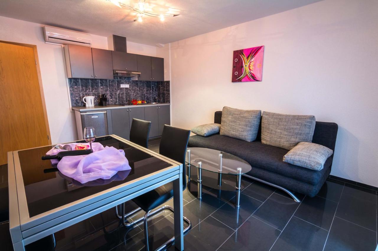Apartments Ilak Трогир Экстерьер фото