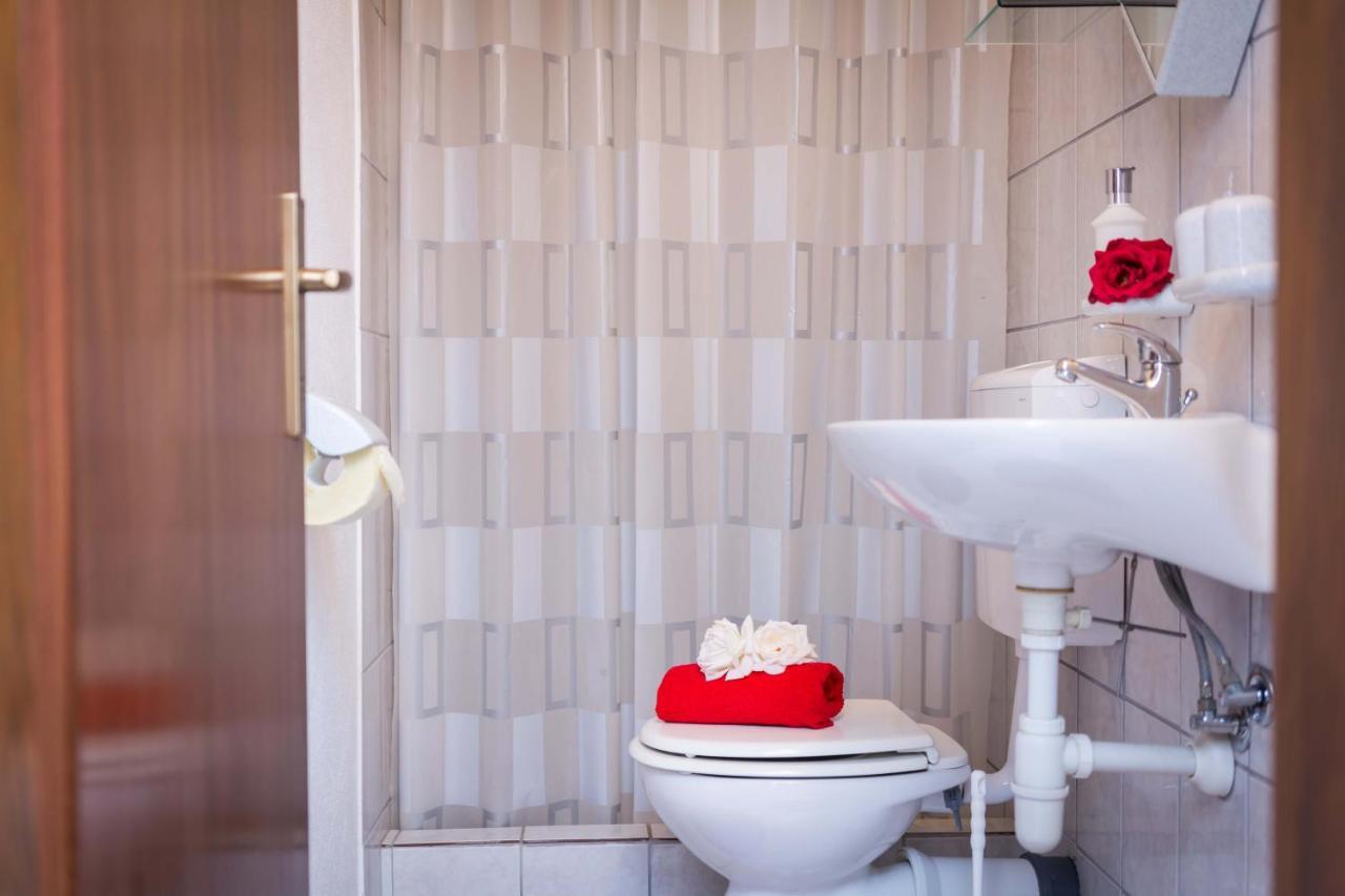 Apartments Ilak Трогир Экстерьер фото